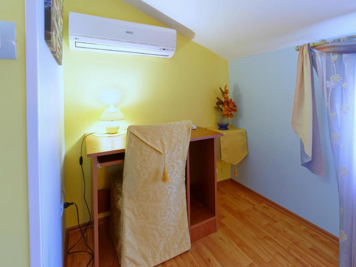 Holiday Home Nevena By Rent Istria Buje Eksteriør bilde