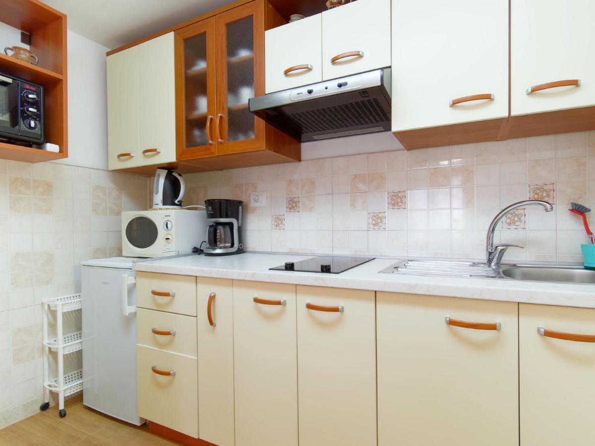 Holiday Home Nevena By Rent Istria Buje Eksteriør bilde
