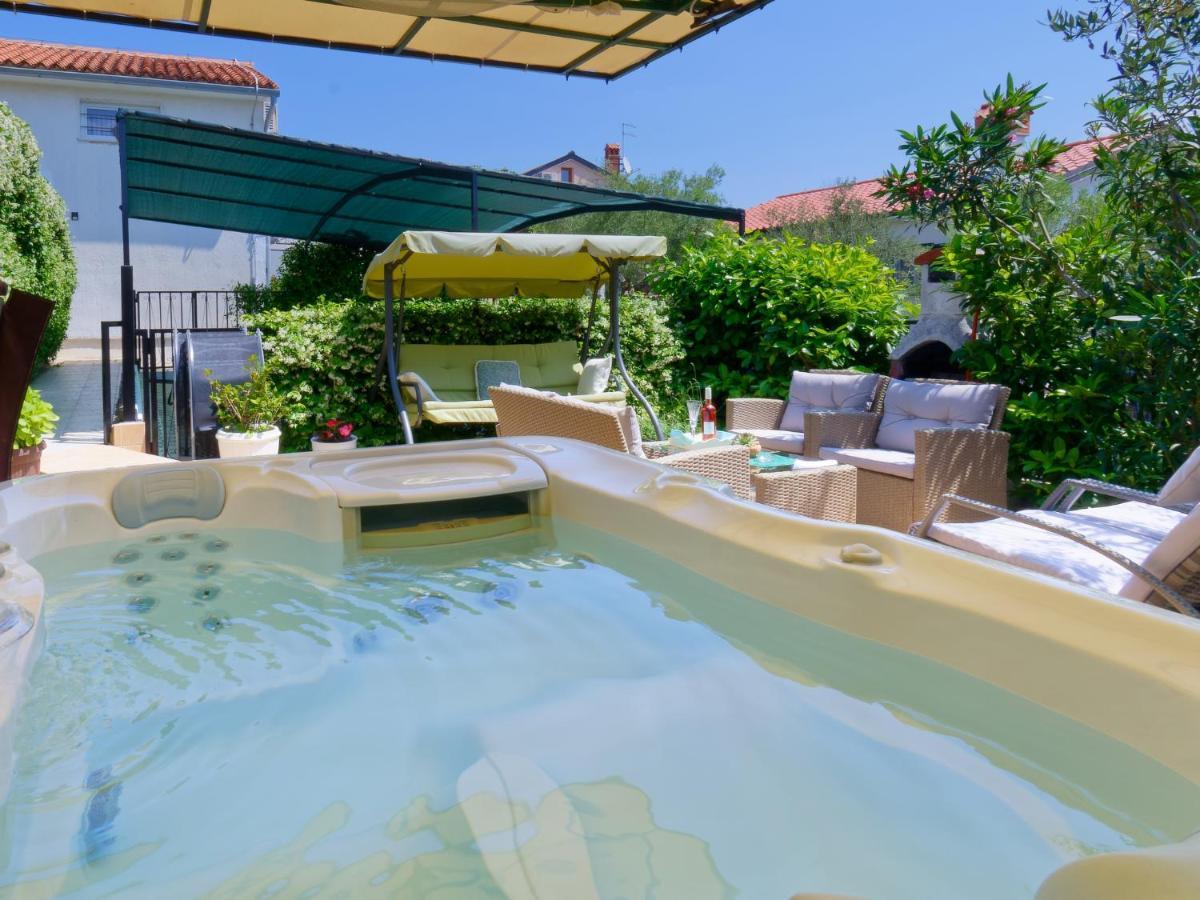 Holiday Home Nevena By Rent Istria Buje Eksteriør bilde