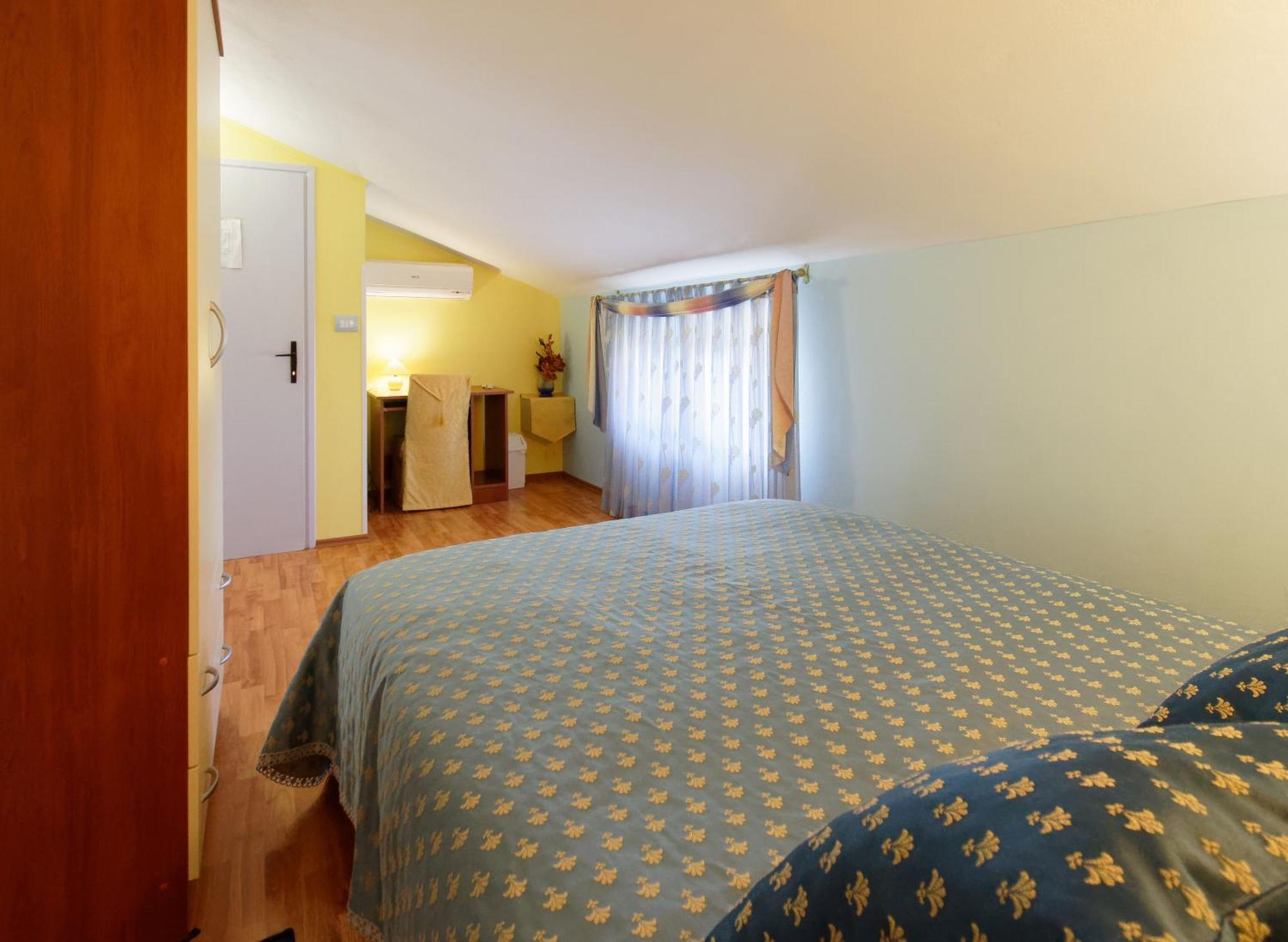 Holiday Home Nevena By Rent Istria Buje Rom bilde